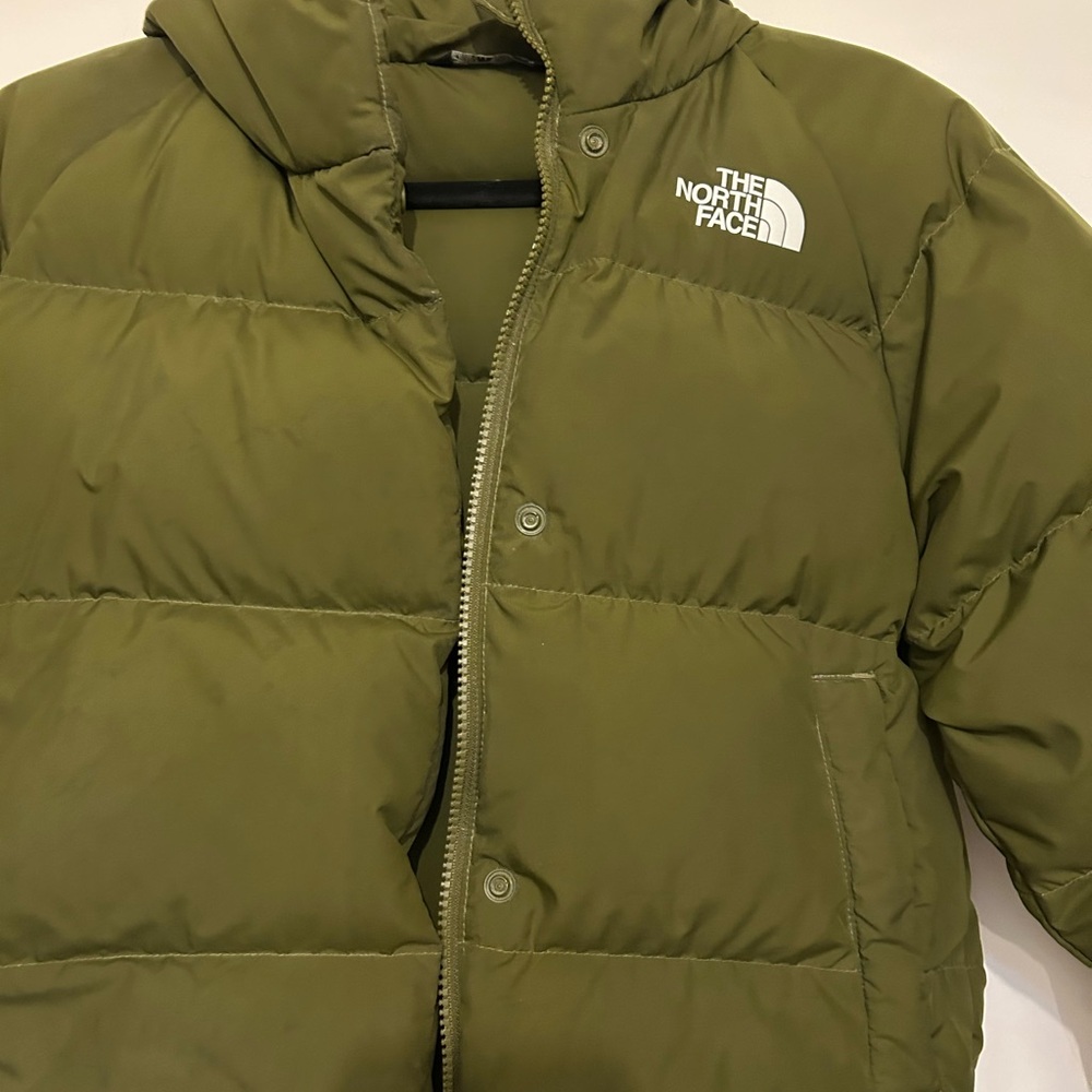The North Face Kids Olive Green Puffer Jacket with Hood womens XS or youth LG